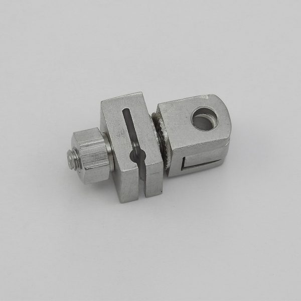 A. O. Type clamp 4mm x 4mm